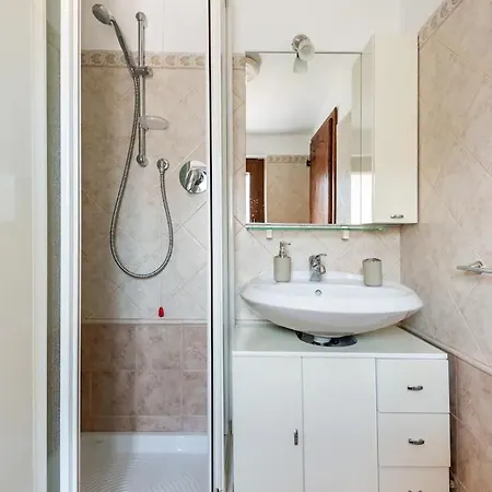 La Mansardina Di Nonno Biagio バスティーア・ウンブラ